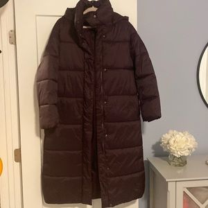 Banana Republic long winter jacket. NWT. Pretty plum color. Hood & two pockets.